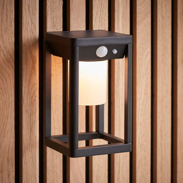Hallam Wall LED Fitting with Photocell & PIR - Image 2